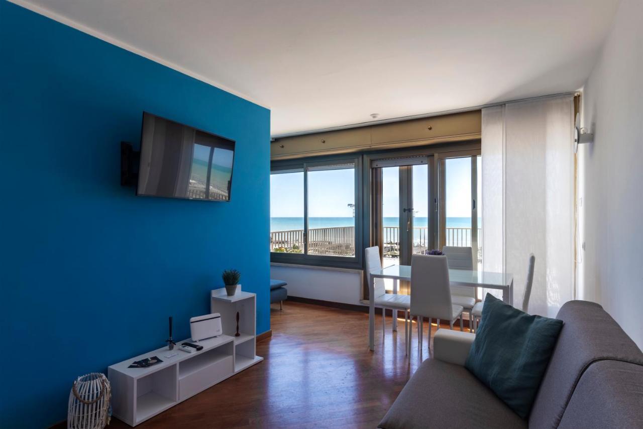 Appartamento Polo Natatorio Lido di Ostia Exteriör bild